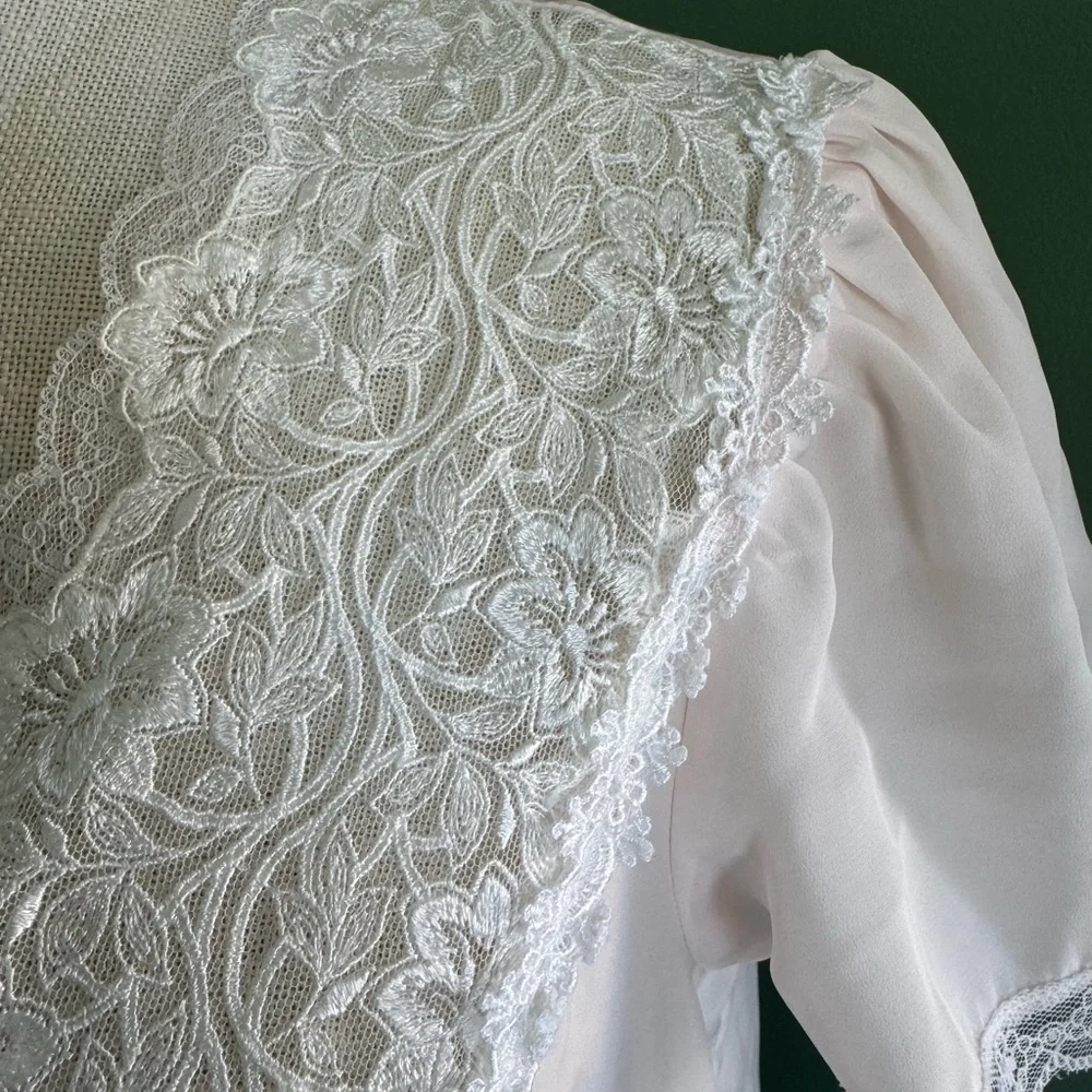 Vintage Christian Dior nightgown - Picture 6 of 12